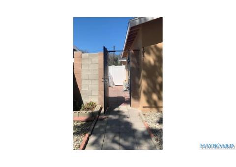 1bed/ 1bath back house for rent in Panorama City