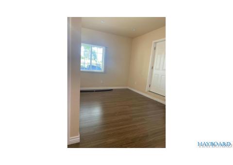 1bed/ 1bath back house for rent in Panorama City