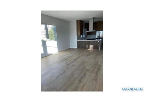 2 bedroom/2 bathroom condo available for rent in Glendale!