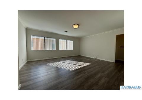 2 bedroom, 2 bathroom apartment for rent in desirable area of Los Angeles.
